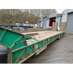 ANDOVER  low load trailer.